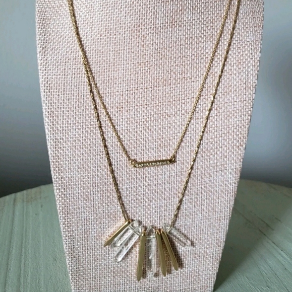 Stella and Dot Rebel Cluster Necklace in Gold - Picture 4 of 7